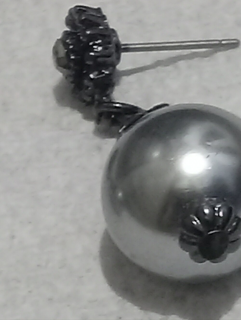 earrings - Picture 5 of 9